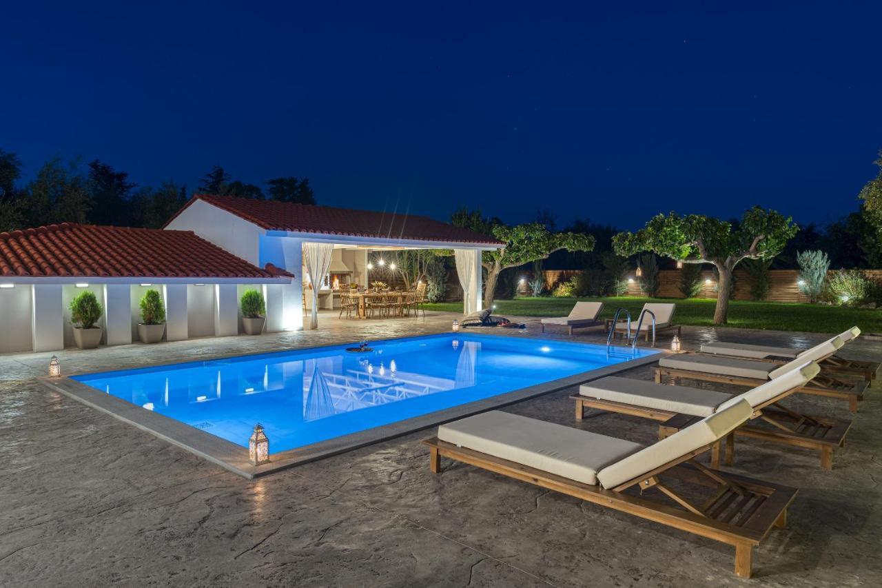 Aigli Villa Áyios Kírikos 외부 사진